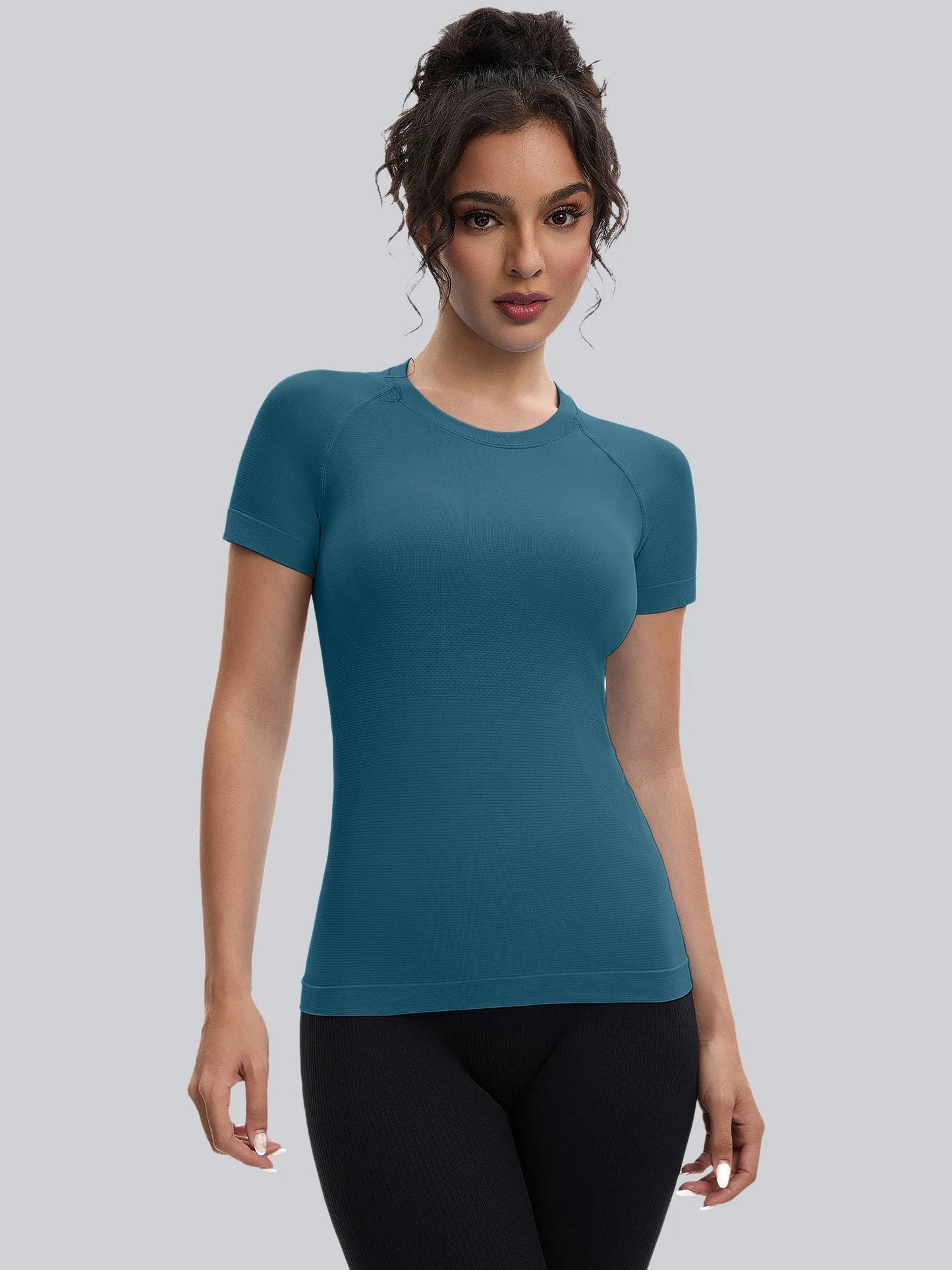 Women's Casual Short Sleeve Round Neck Knitted Fabric T-Shirt for Everyday Wear