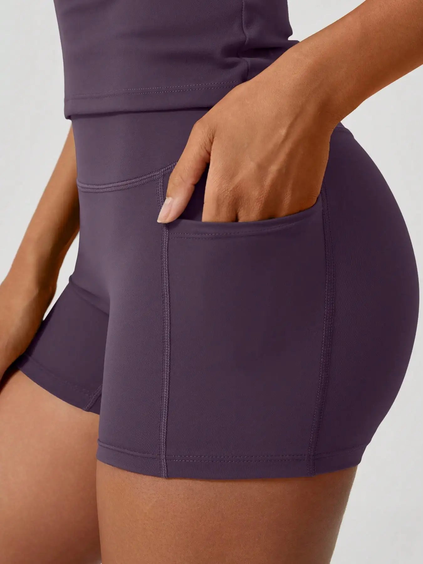 Women's Solid Purple Seamless Short Sleeve Sports Set - High Elastic & Slim Fit for Yoga, Gym, Running